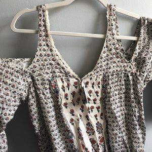 Urban outfitters ecote cold shoulder printed boho